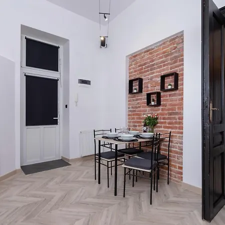Apartment Joselewicza Cracow Kazimierz By Renters Krakow